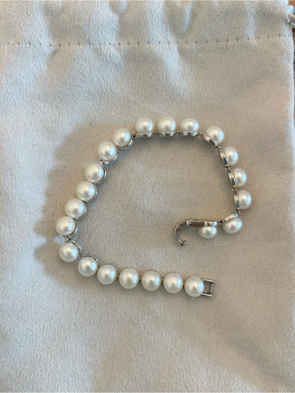 Classic Pearl Link Bracelet - White Pearls
